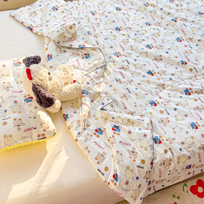 91家纺网 家纺一手货源 找家纺 十九色 2025新款全棉13372ins儿童夏被 你好鸭