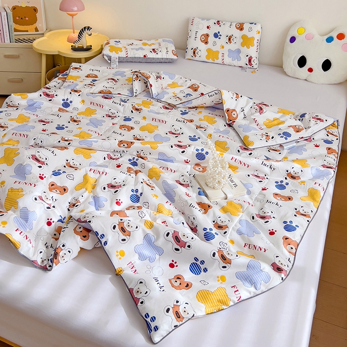 91家纺网 家纺一手货源 找家纺 十九色 2025新款全棉13372ins儿童夏被 饼干熊