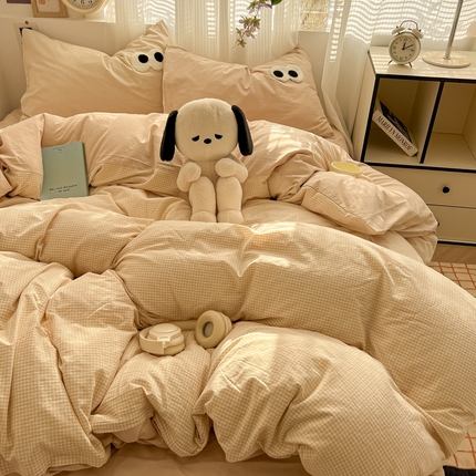 91家纺网 家纺一手货源 找家纺 （总）悦织湾家纺 2025新款水洗棉纯色亲肤棉AB版大眼睛四件套轻奢时尚学生宿舍单双人床上用品四件套