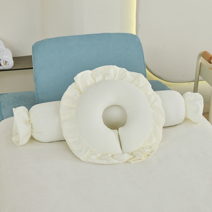 91家纺网 家纺一手货源 找家纺 不打烊家纺 2025新款贡缎绣花熊猫系列美容床罩 米白色拼绿色