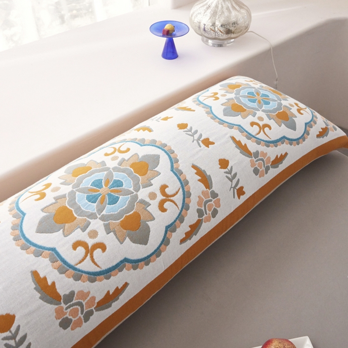 91家纺网 家纺一手货源 找家纺 爱港家纺 2025新款全棉纱布长枕套，双人 单人 情侣款纯棉枕套 花团锦簇