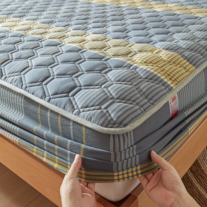 91家纺网 家纺一手货源 找家纺 雪云美2025新款A类全棉色织水洗棉夹棉床笠大豆床罩床垫保护套可定制 拿铁 灰