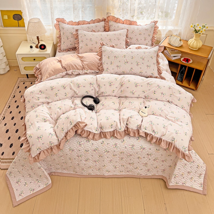 91家纺网 家纺一手货源 找家纺 纽缦家纺2025新款云感提花双层纱床盖韩版四件套 暗恋