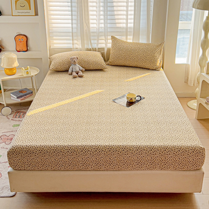 91家纺网 家纺一手货源 找家纺 纽缦家纺 2025新款云感提花双层纱床笠 小豹纹