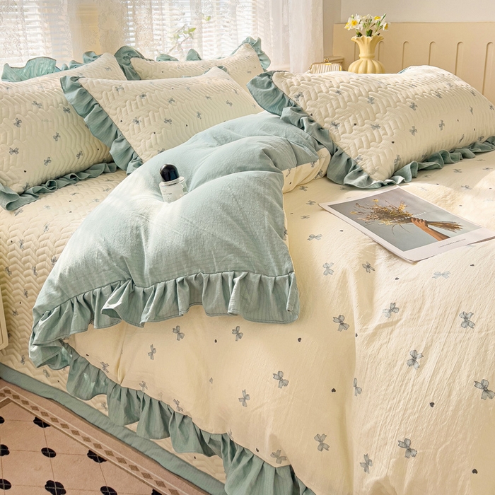 91家纺网 家纺一手货源 找家纺 纽缦家纺2025新款云感提花双层纱床盖韩版四件套 相思蓝