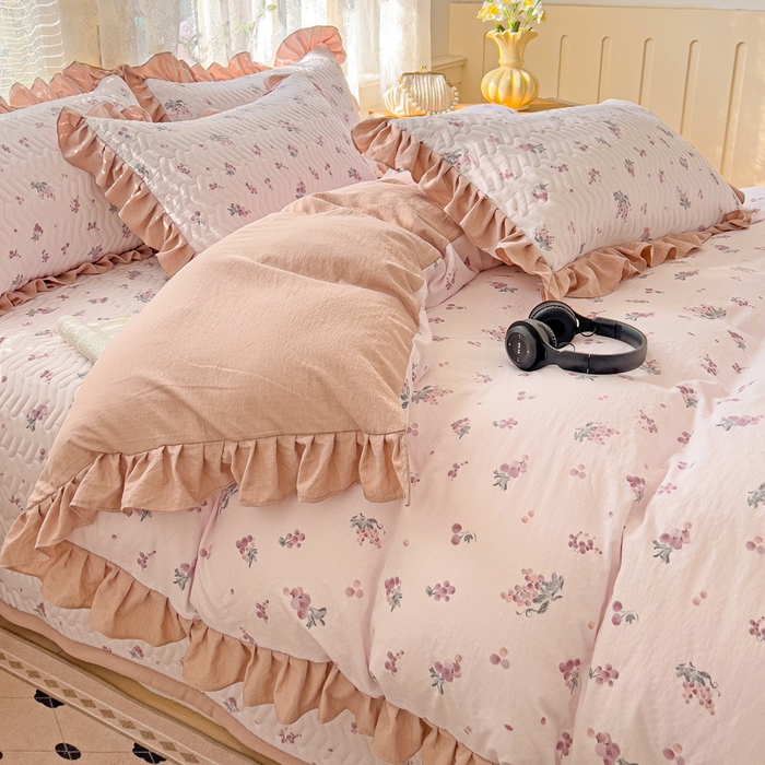 91家纺网 家纺一手货源 找家纺 纽缦家纺2025新款云感提花双层纱床盖韩版四件套 葡萄七分甜