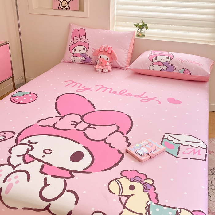 91家纺网 家纺一手货源 找家纺 金爱家 2025新款三丽欧全棉大版单品--床笠 棉单品-木马美乐蒂