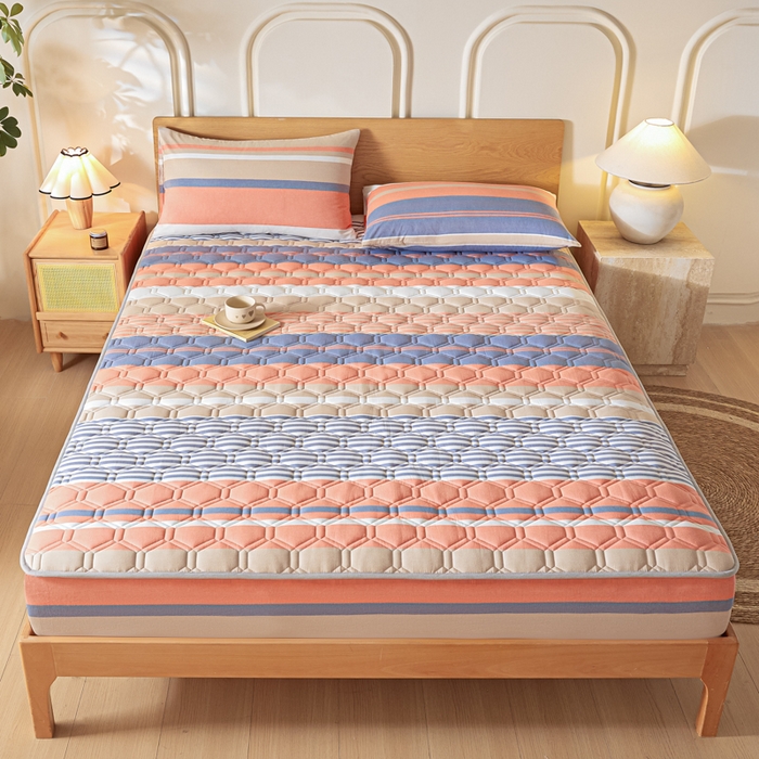 91家纺网 家纺一手货源 找家纺 雪云美2025新款A类全棉色织水洗棉夹棉床笠大豆床罩床垫保护套可定制 山脉 兰