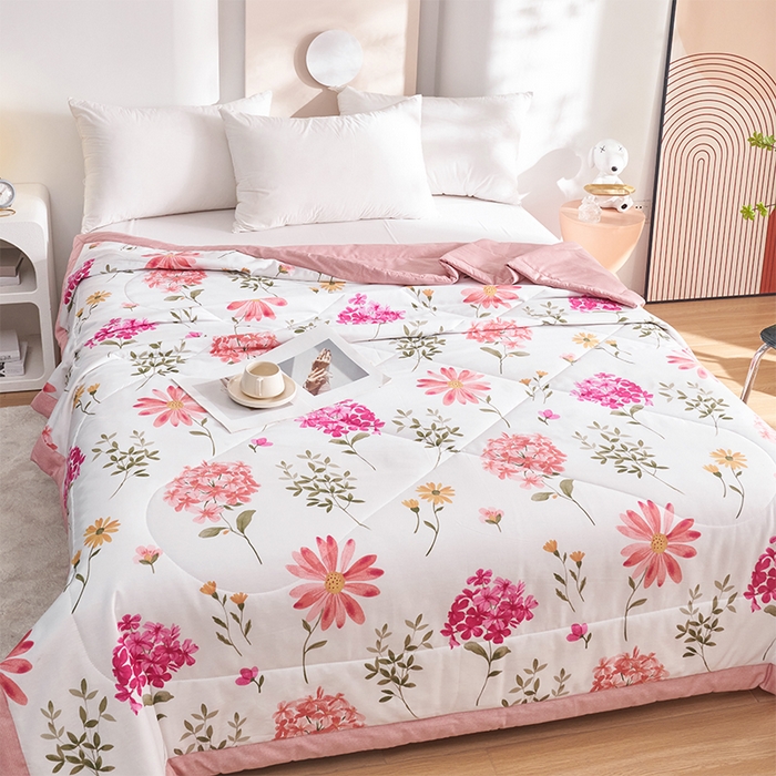 91家纺网 家纺一手货源 找家纺 羽梦家纺2025新款新疆棉花全棉夏凉被 山茶花开粉