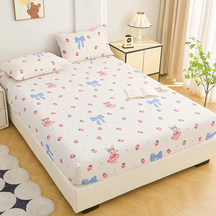 91家纺网 家纺一手货源 找家纺 首爱2025新款原棉老粗布床笠支持特殊规格定制 常年不断货 大批量供应  草莓小兔