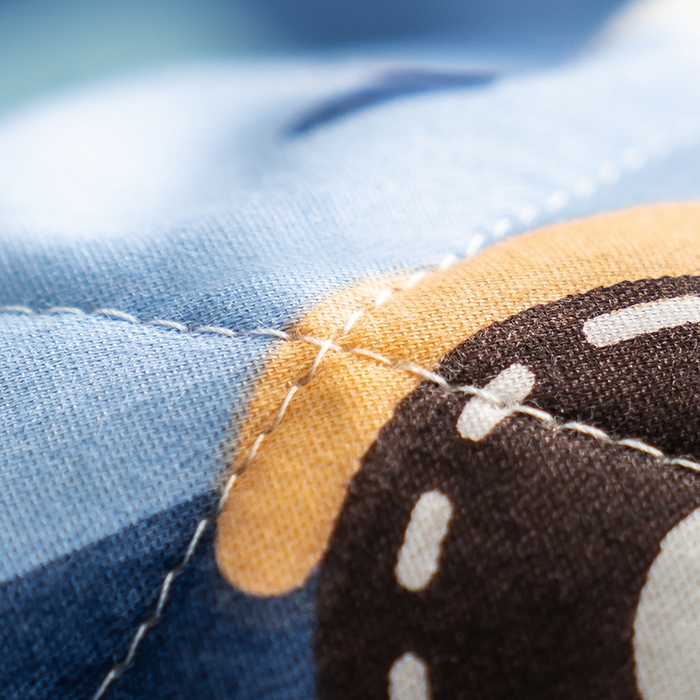 91家纺网 家纺一手货源 找家纺 暖阳 【同款地板价】2025年新款全棉印花棉花夏被四件套被子被芯 汽车派对