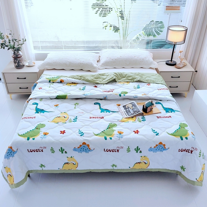 91家纺网 家纺一手货源 找家纺 伊凡 2025新款亲肤磨毛夏凉被印花夏被空调被礼品夏被跑量跨境外贸夏凉被 恐龙乐园