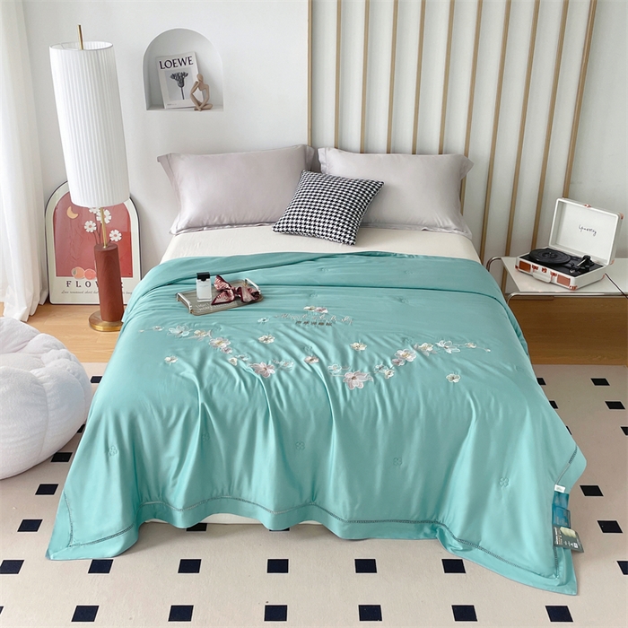 91家纺网 家纺一手货源 找家纺 优姿家纺 2025新款60S天丝绣花镂空夏被3 蓝色