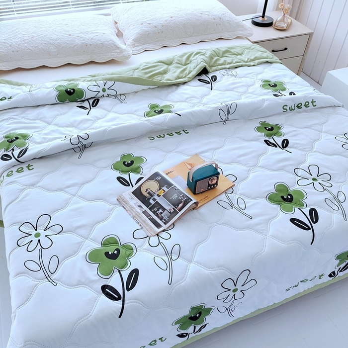 91家纺网 家纺一手货源 找家纺 伊凡 2026新款亲肤磨毛夏凉被印花夏被空调被礼品夏被跑量跨境外贸夏凉被 初夏花开