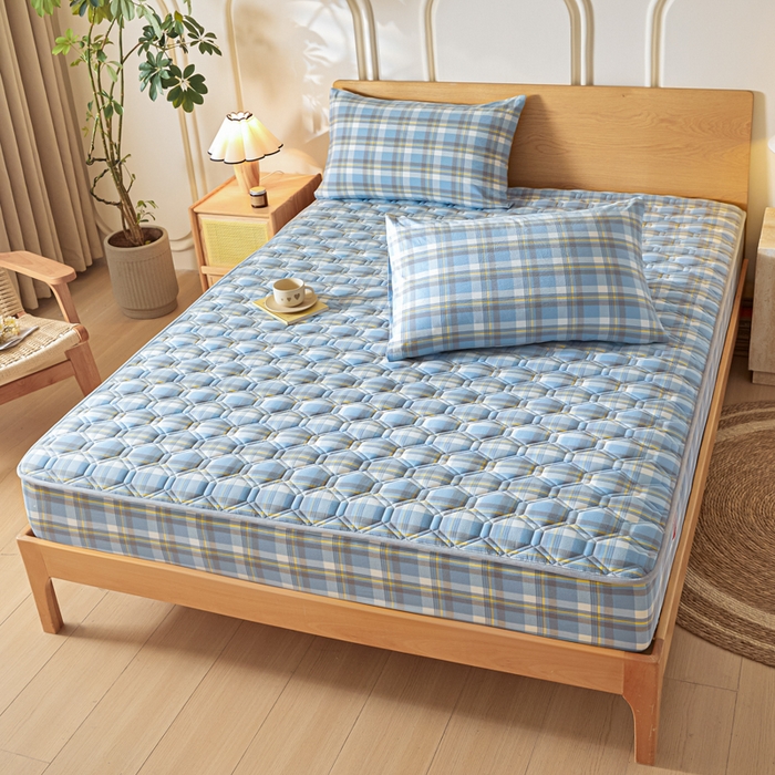 91家纺网 家纺一手货源 找家纺 雪云美2025新款A类全棉色织水洗棉夹棉床笠大豆床罩床垫保护套可定制 莫尼 蓝