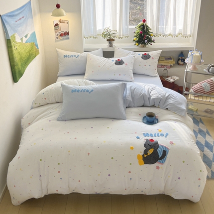 91家纺网 家纺一手货源 找家纺 （总）桃心家居 2025新款A类亲肤舒适软糯云柔水洗棉印加绣卡通毛巾绣水洗棉系列,云柔水洗棉-印加绣爱吃鱼,云柔水洗棉-印加绣蛋糕兔,云柔水洗棉-印加绣蓝格黑小猫,云柔水洗棉-印加绣猫咪熊,云柔水洗棉-印加绣萌萌熊猫,云柔水洗棉-印加绣甜点腊肠狗,云柔水洗棉-印加绣英伦小熊,云柔水洗棉-印加绣紫条兔