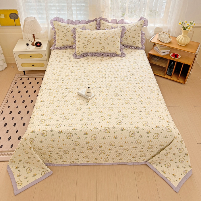 91家纺网 家纺一手货源 找家纺 2025云感提花双层纱加厚夹棉绗缝床盖 兔子的欢喜