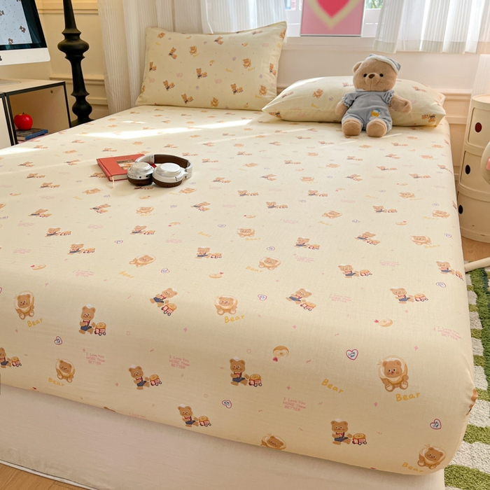 91家纺网 家纺一手货源 找家纺 博雅 2025新款全棉A类双层纱床笠 黄油小熊