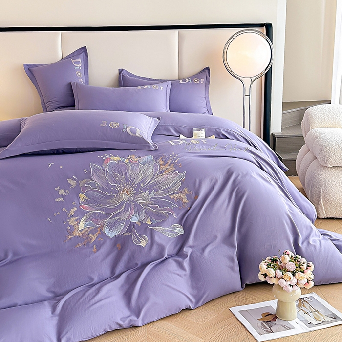 91家纺网 家纺一手货源 找家纺 大麦乐田 2025新款磨毛刺绣四件套 蒂素-梦幻紫