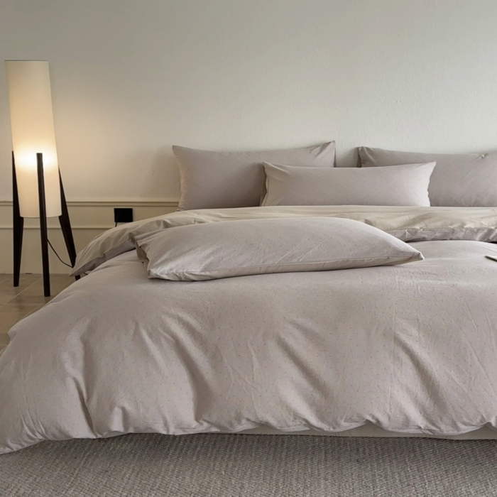 91家纺网 家纺一手货源 找家纺 ab家纺 2025新款小碎花三层纱 波尔卡-咖