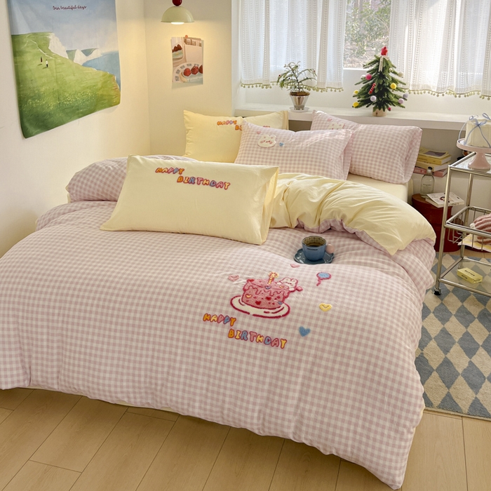 91家纺网 家纺一手货源 找家纺 桃心家居 2025新款A类亲肤舒适软糯云柔水洗棉印加绣卡通毛巾绣水洗棉系列 云柔水洗棉-印加绣蛋糕兔