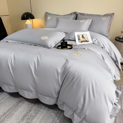 91家纺网 家纺一手货源 找家纺 KA家纺 2025春夏新款全棉绣花四件套 小香系列 小香灰