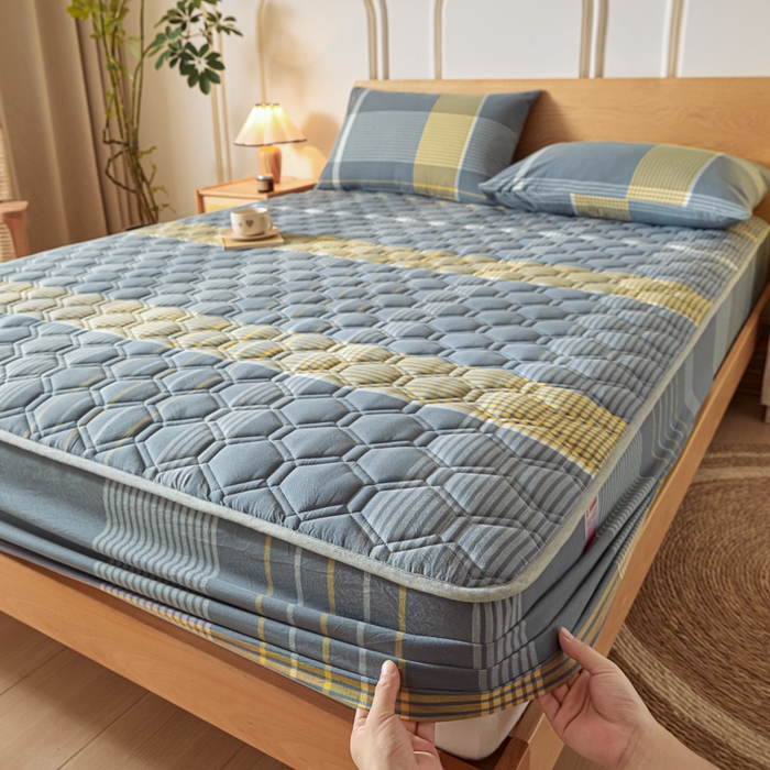 91家纺网 家纺一手货源 找家纺 雪云美2025新款A类全棉色织水洗棉夹棉床笠大豆床罩床垫保护套可定制 拿铁 灰