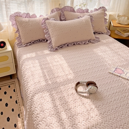 91家纺网 家纺一手货源 找家纺 （总）2025云感提花双层纱加厚夹棉绗缝床盖