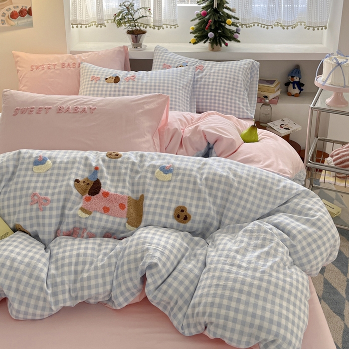 91家纺网 家纺一手货源 找家纺 桃心家居 2025新款A类亲肤舒适软糯云柔水洗棉印加绣卡通毛巾绣水洗棉系列 云柔水洗棉-印加绣甜点腊肠狗