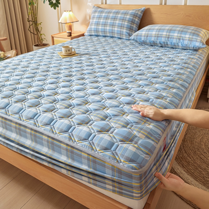 91家纺网 家纺一手货源 找家纺 雪云美2025新款A类全棉色织水洗棉夹棉床笠大豆床罩床垫保护套可定制 莫尼 蓝