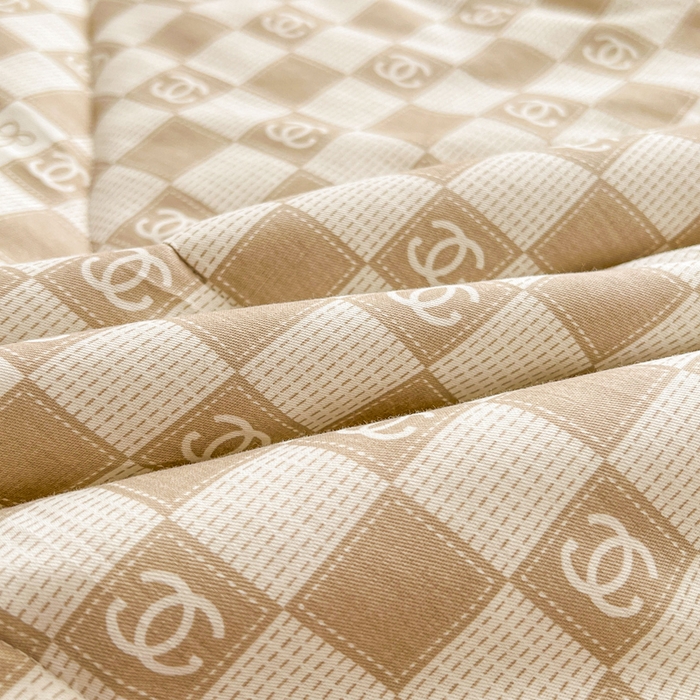 91家纺网 家纺一手货源 找家纺 雅萱家纺  2025新款全棉夏被套件 时尚都市