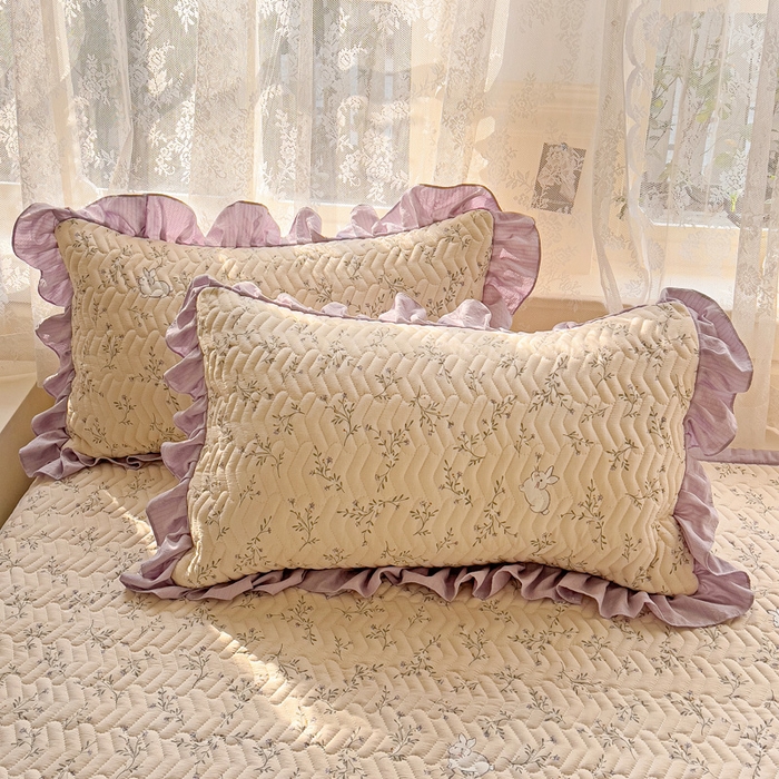 91家纺网 家纺一手货源 找家纺 2025云感提花双层纱加厚夹棉绗缝床盖 森田野园