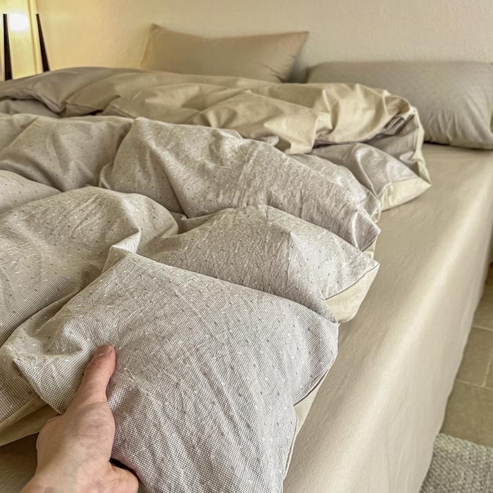 91家纺网 家纺一手货源 找家纺 ab家纺 2025新款小碎花三层纱 波尔卡-咖