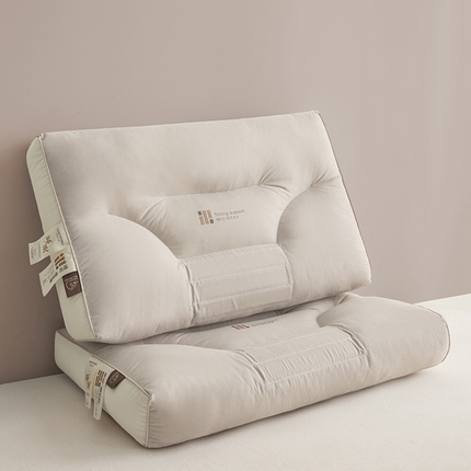 91家纺网 家纺一手货源 找家纺 2025新款草本竹片舒睡枕 枕头枕芯 卡其低枕/只48*74cm