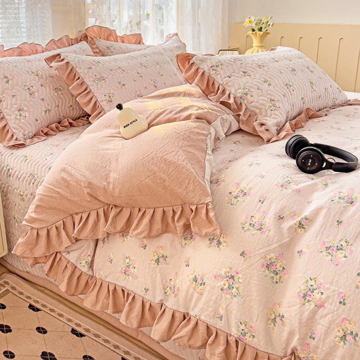 91家纺网 家纺一手货源 找家纺 纽缦家纺2025新款云感提花双层纱床盖韩版四件套 暗恋