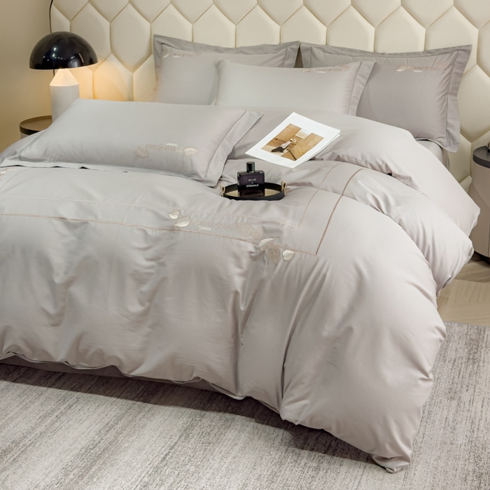 91家纺网 家纺一手货源 找家纺 U品汇  2025新款纯棉全棉长绒棉刺绣绣花高端礼盒四件套-叶夕 花晨叶夕-银灰