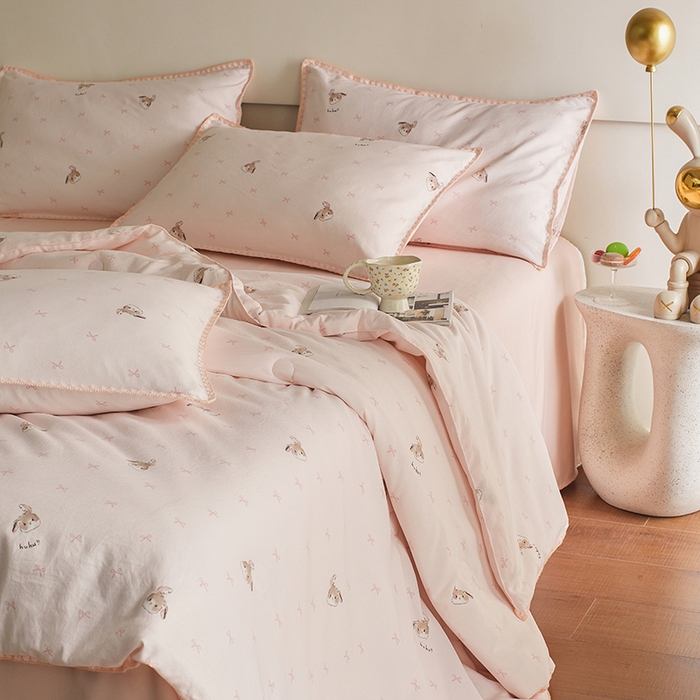 91家纺网 家纺一手货源 找家纺 暖阳 2025年新款大豆双层纱夏被四件套 萌萌兔