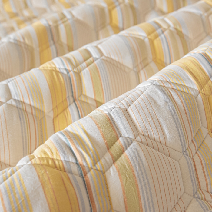 91家纺网 家纺一手货源 找家纺 雪云美2025新款A类全棉色织水洗棉夹棉床笠大豆床罩床垫保护套可定制 沐妍 黄