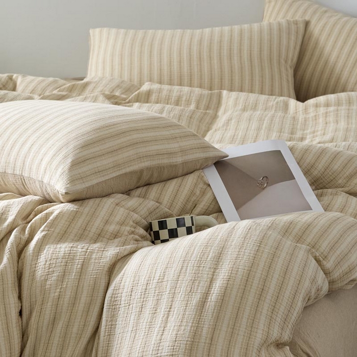 91家纺网 家纺一手货源 找家纺 AB家纺 2025新款三层款皱皱纱条纹四件套 小半-奶茶棕