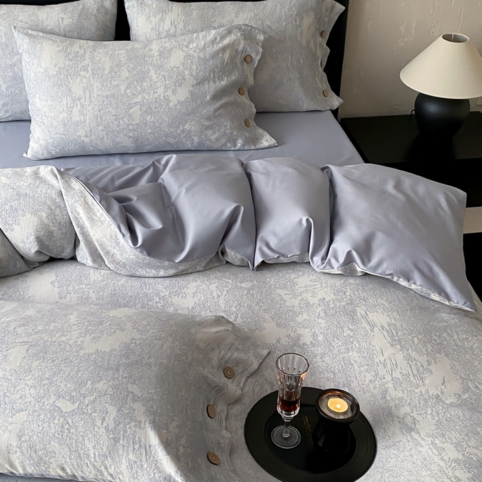 91家纺网 家纺一手货源 找家纺 旷野 2025新款全棉色织提花四件套 雾凇-蓝