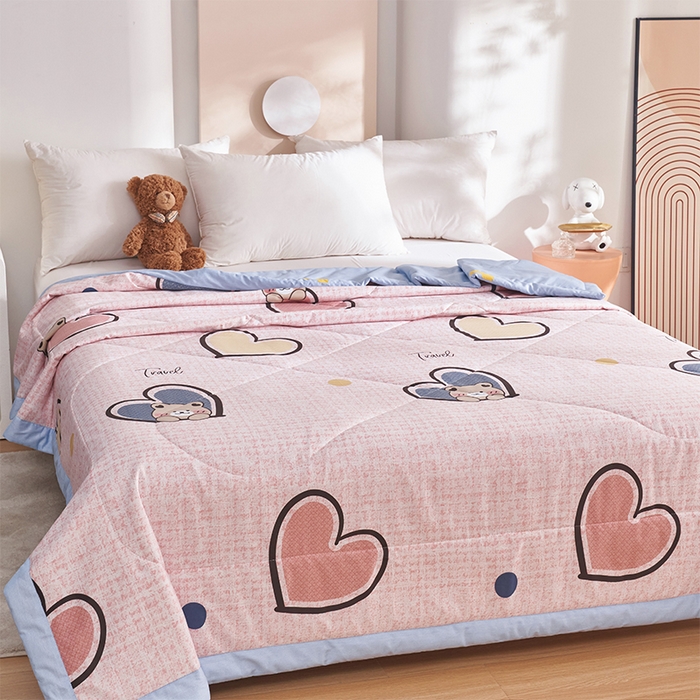 91家纺网 家纺一手货源 找家纺 羽梦家纺2025新款新疆棉花全棉夏凉被 可乐熊粉