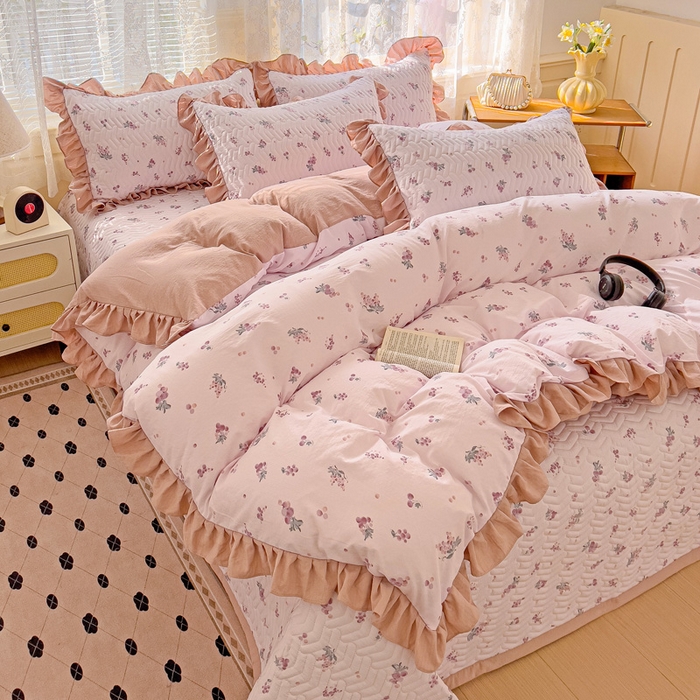 91家纺网 家纺一手货源 找家纺 纽缦家纺2025新款云感提花双层纱床盖韩版四件套 葡萄七分甜