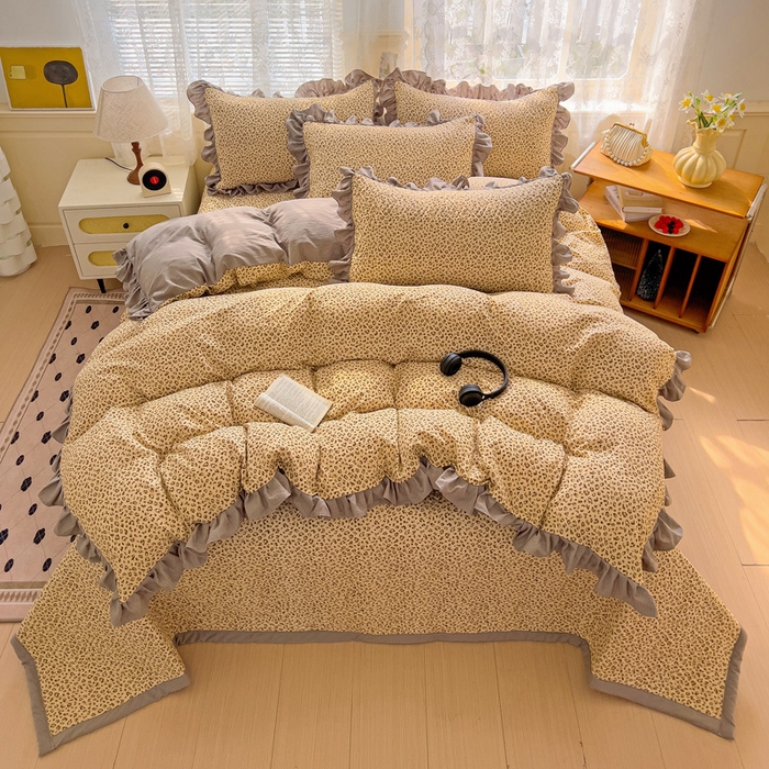 91家纺网 家纺一手货源 找家纺 纽缦家纺2025新款云感提花双层纱床盖韩版四件套 小豹纹