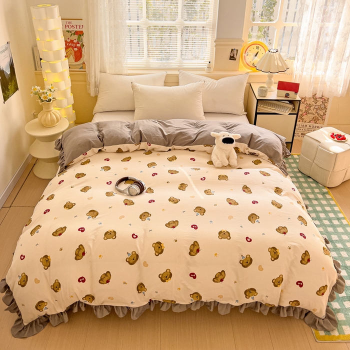 91家纺网 家纺一手货源 找家纺 纽缦家纺 2025新款云感提花双层纱韩版被套 奇妙小熊米