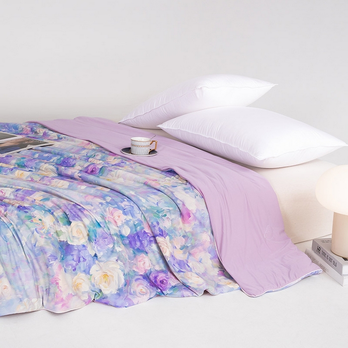 91家纺网 家纺一手货源 找家纺 睡棉坊2025新款数码印花高克重凉感丝夏凉被呱呱被10%大豆纤维填充带质检报告 迷香紫