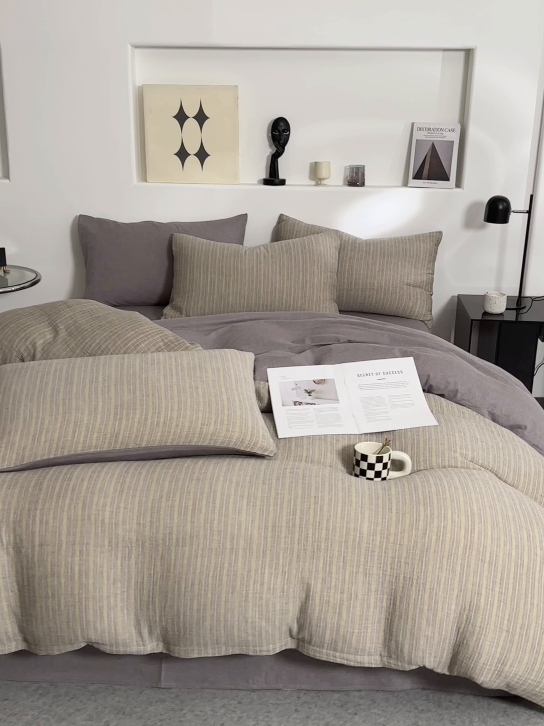 91家纺网 家纺一手货源 找家纺 AB家纺 2025新款三层款皱皱纱条纹四件套 小半-亚麻棕