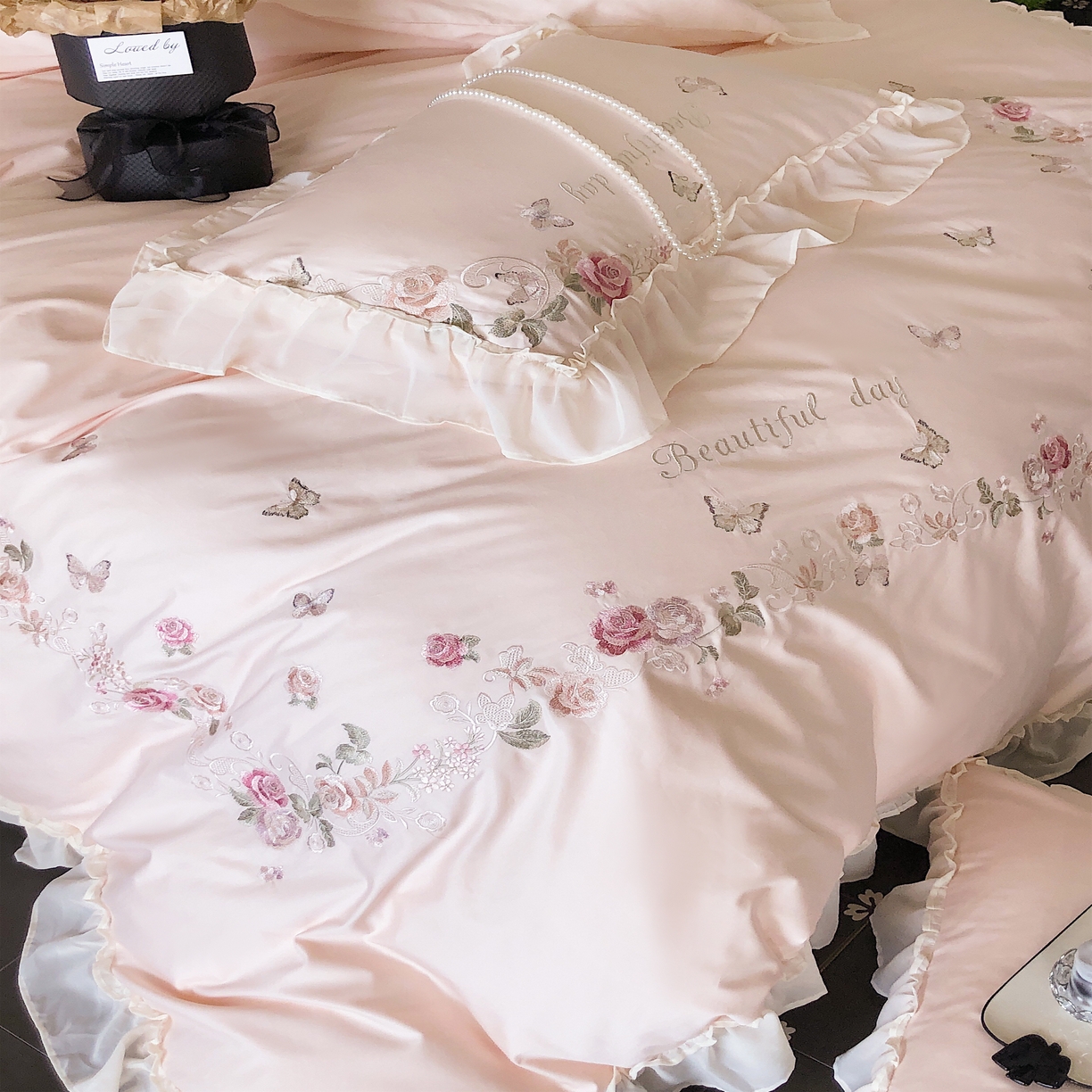 91家纺网 家纺一手货源 找家纺 馨蕊家居  2025年春夏新品100S高奢简约长绒棉系列—棉春溪 春溪-初夏粉