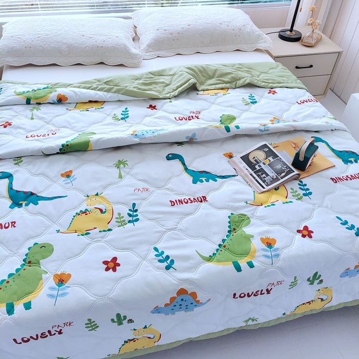 91家纺网 家纺一手货源 找家纺 伊凡 2025新款亲肤磨毛夏凉被印花夏被空调被礼品夏被跑量跨境外贸夏凉被 恐龙乐园