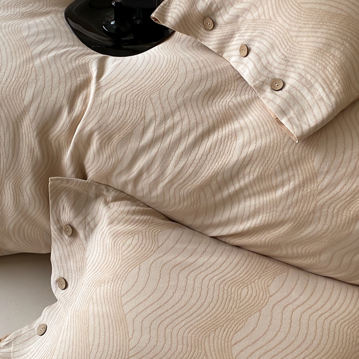 91家纺网 家纺一手货源 找家纺 旷野 2025新款全棉色织提花四件套 听潮-奶咖