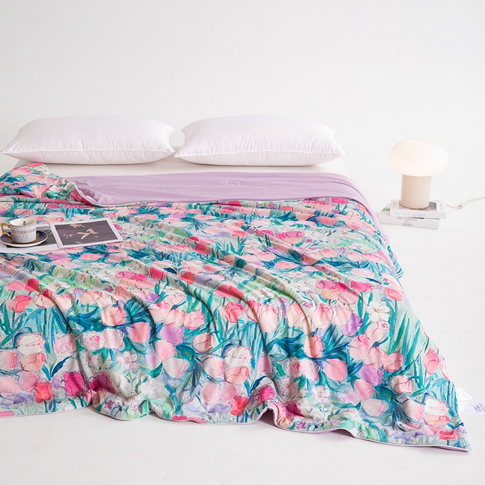 91家纺网 家纺一手货源 找家纺 睡棉坊2025新款数码印花高克重凉感丝夏凉被呱呱被10%大豆纤维填充带质检报告 郁情粉